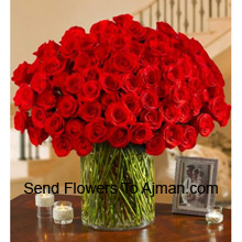 Sweet 100 Red Roses in Big Vase